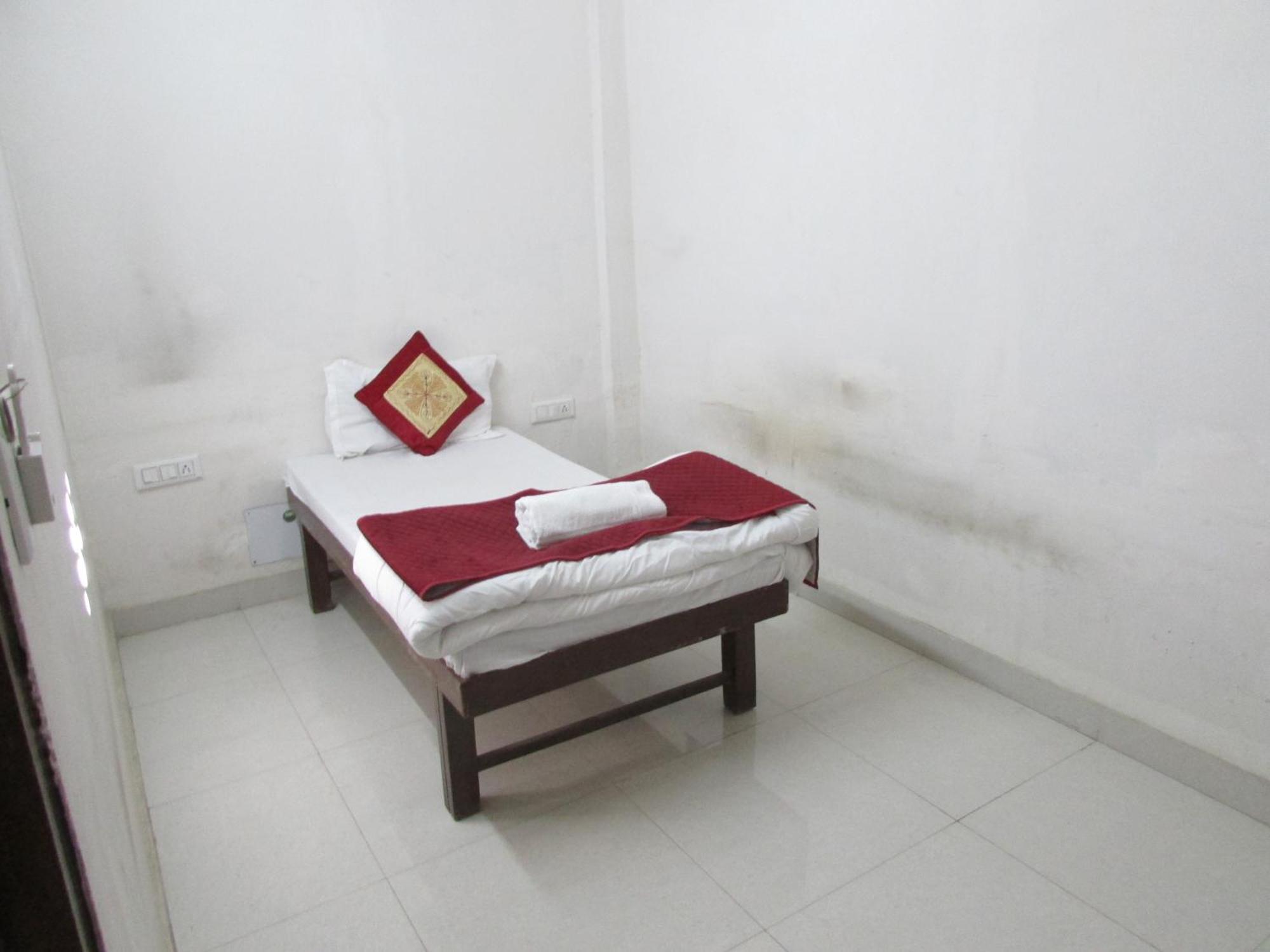 Ashish Guest House, Goverdhan Vilas 烏代浦 外观 照片