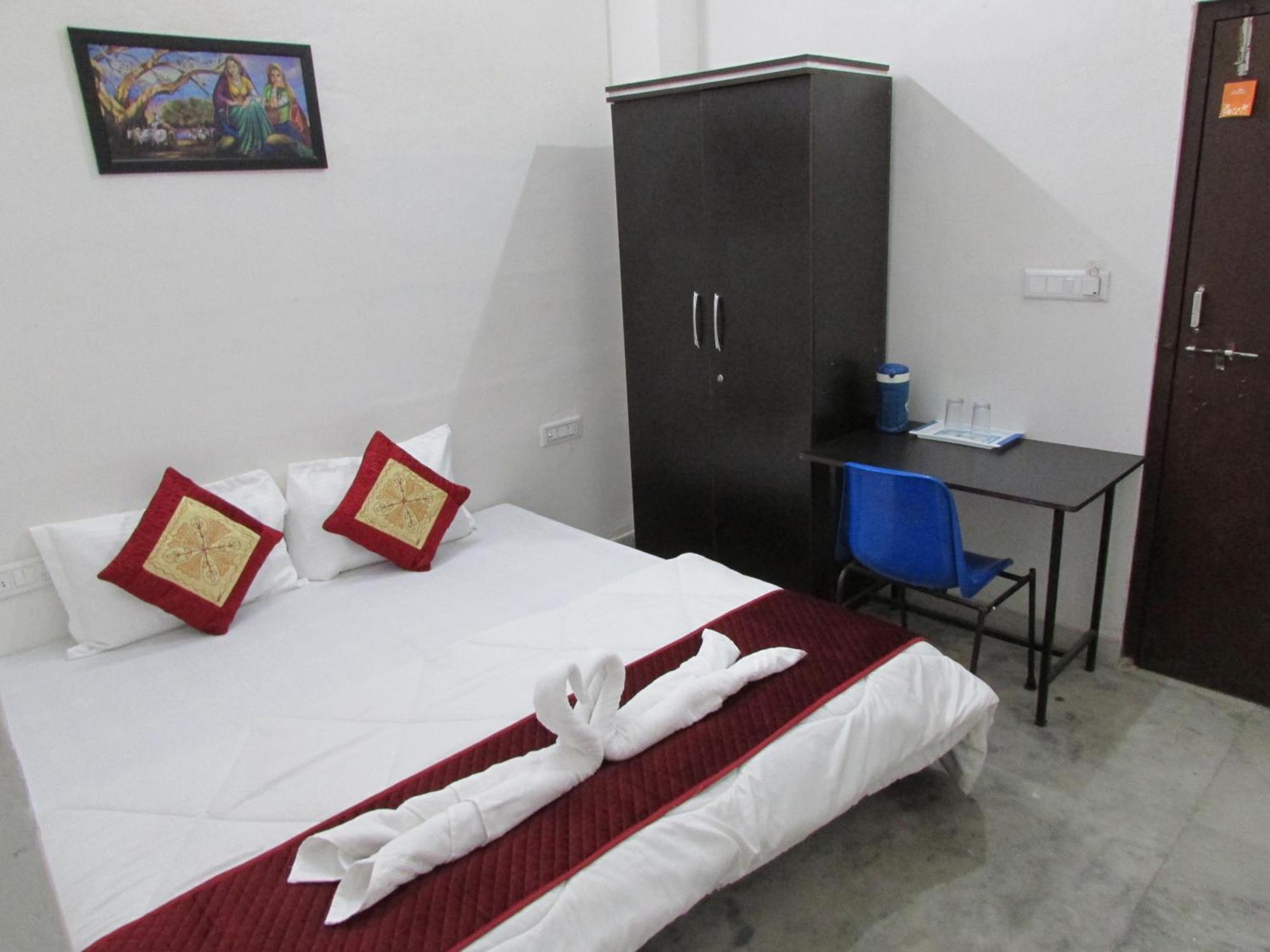 Ashish Guest House, Goverdhan Vilas 烏代浦 外观 照片
