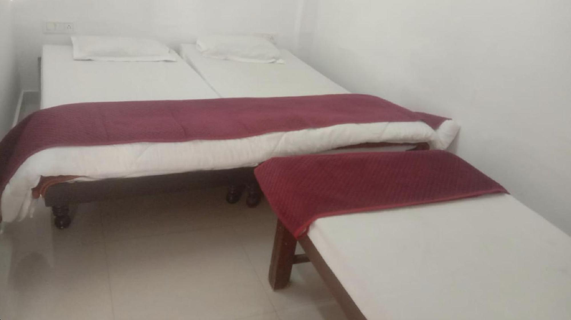 Ashish Guest House, Goverdhan Vilas 烏代浦 外观 照片